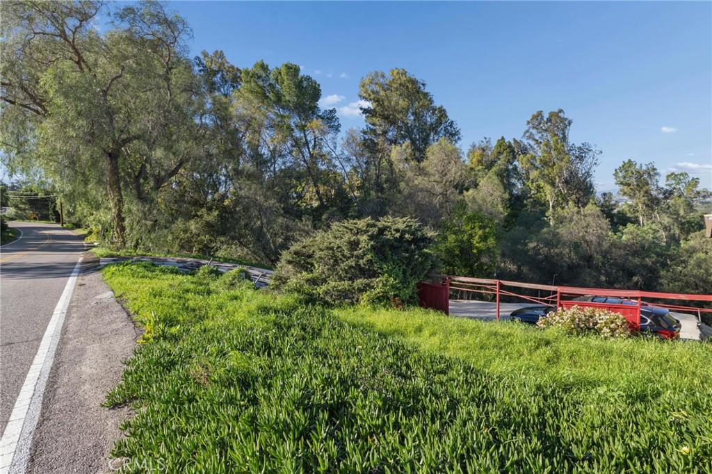 10791 Citrus Property Photo 3