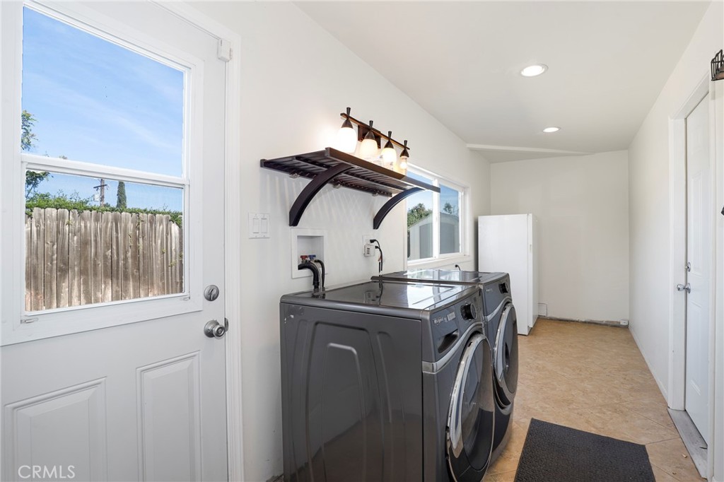 3433 Neva Circle Property Photo 13