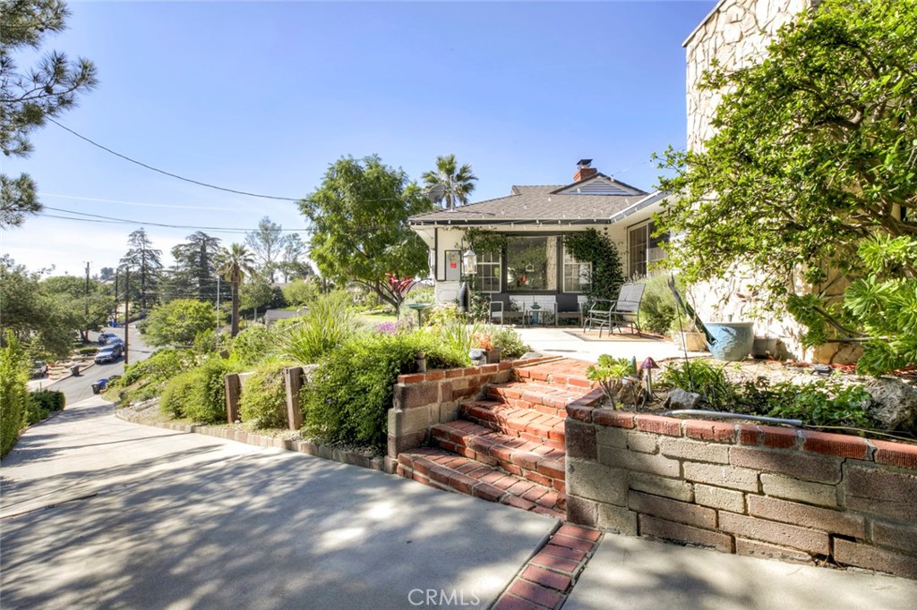 10557 Mahoney Property Photo