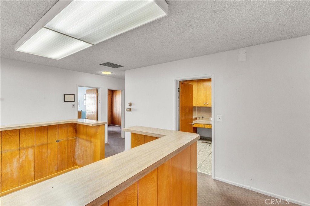 18032 Ventura Property Photo 35