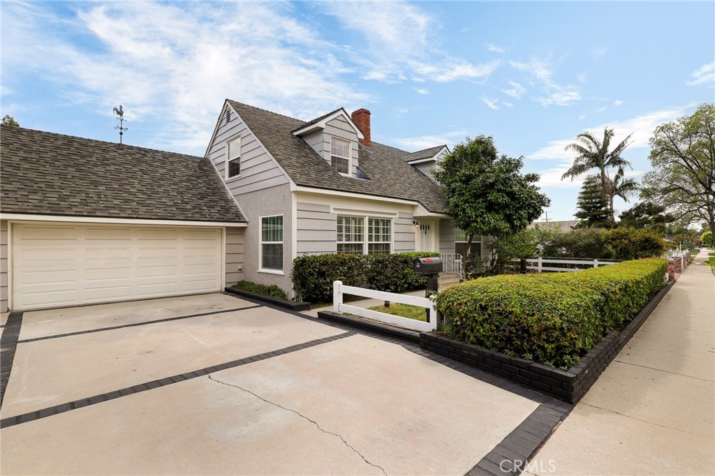 16842 Liggett Property Photo 4