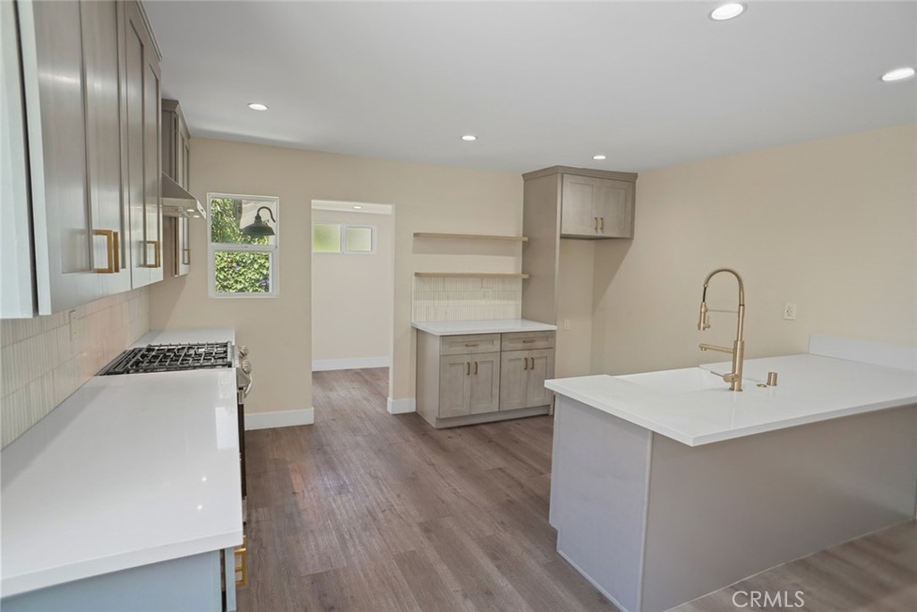 3123 Hyde Park Boulevard Property Photo 7
