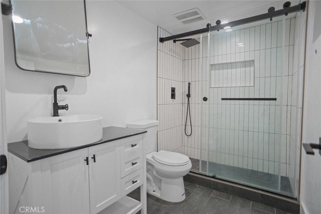 3123 Hyde Park Boulevard Property Photo 13