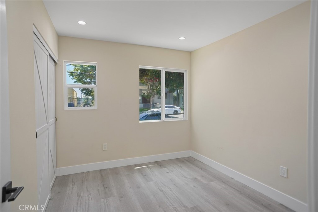 3123 Hyde Park Boulevard Property Photo 17
