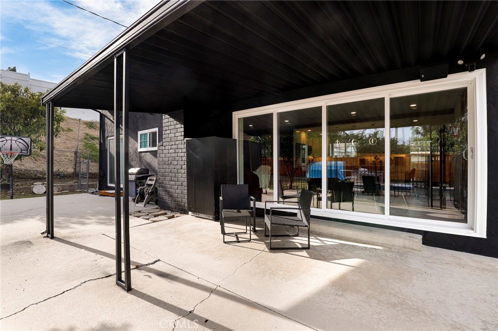 17052 Barneston Property Photo 41