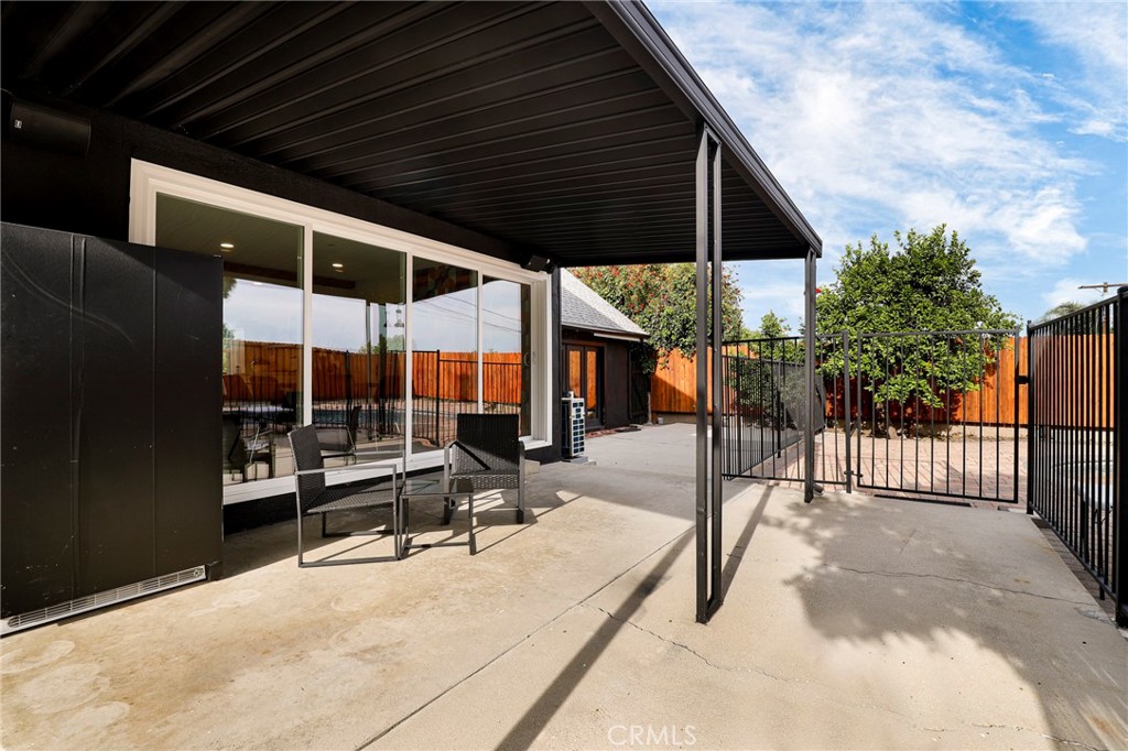 17052 Barneston Property Photo 42
