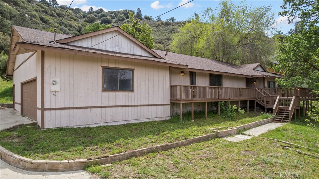 29570 Butterfield Property Photo 3