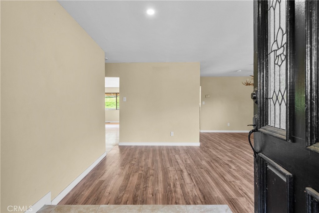 29570 Butterfield Property Photo 7