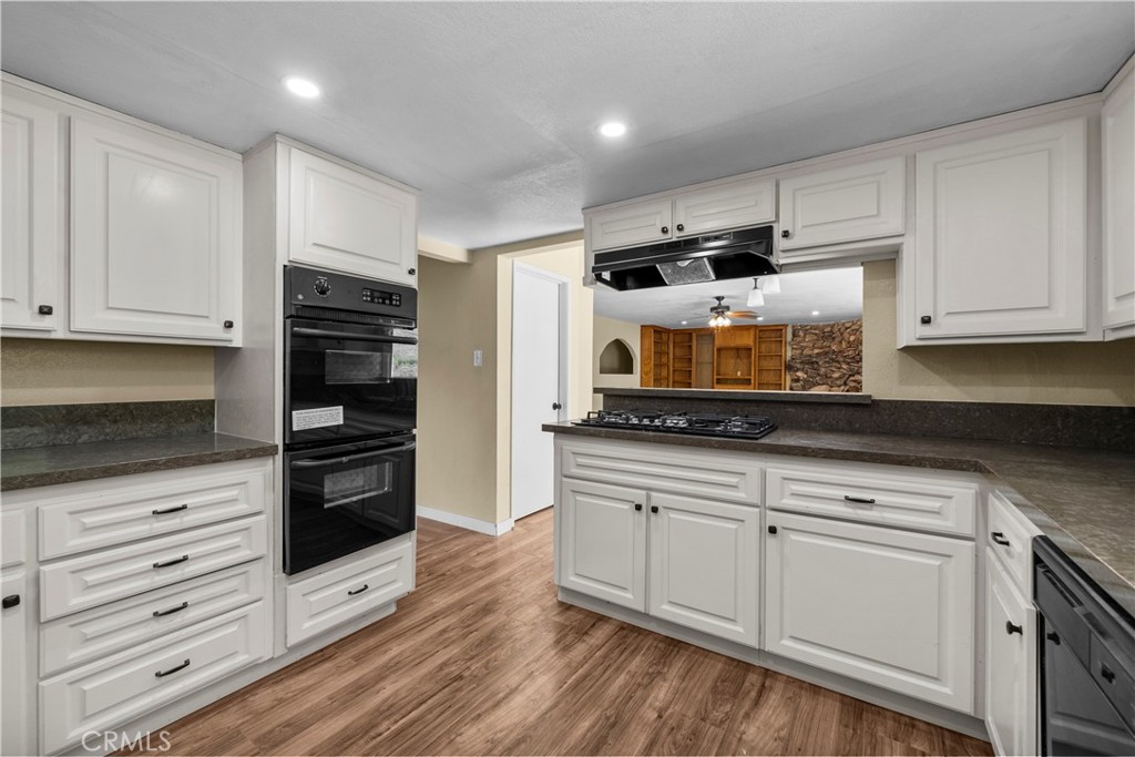 29570 Butterfield Property Photo 14