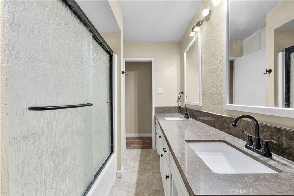 29570 Butterfield Property Photo 24