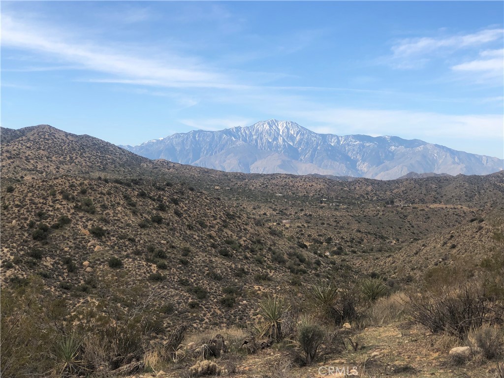 54575 Navajo Trail Property Photo 7