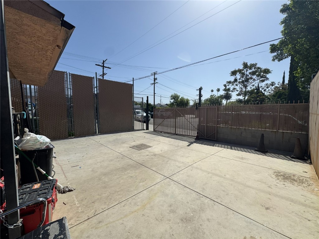 15723 Kadota Property Photo 7