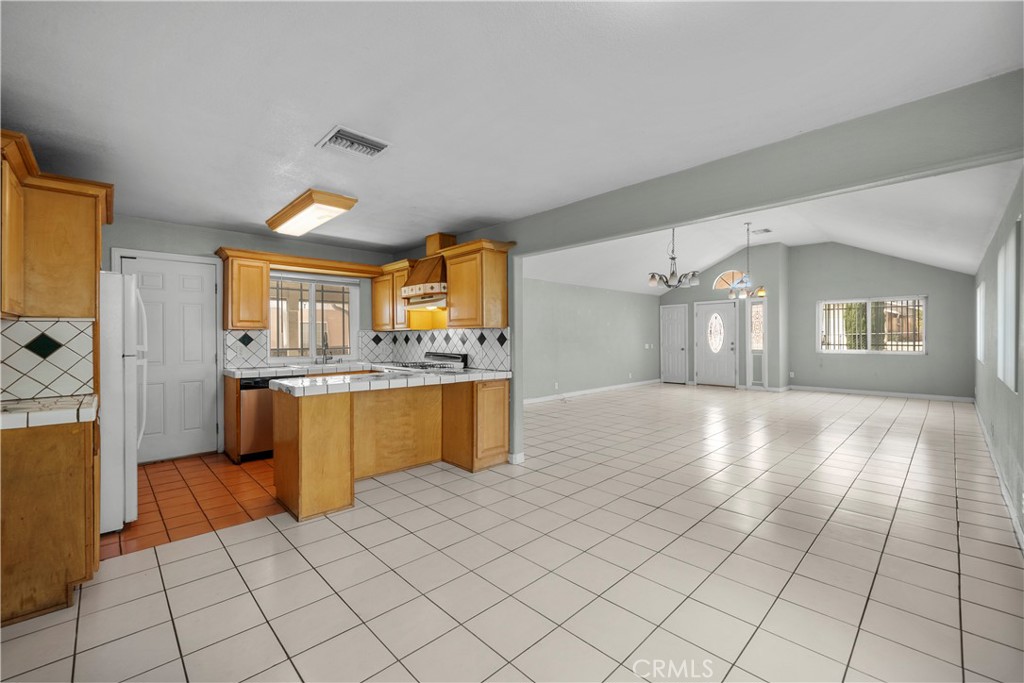 34947 Avenue C Property Photo 14