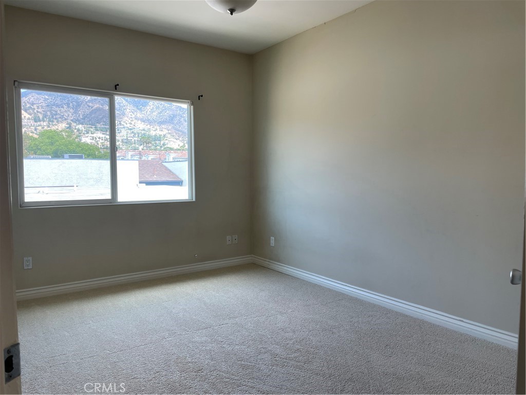 626 E Orange Grove Avenue 301 Property Photo 12