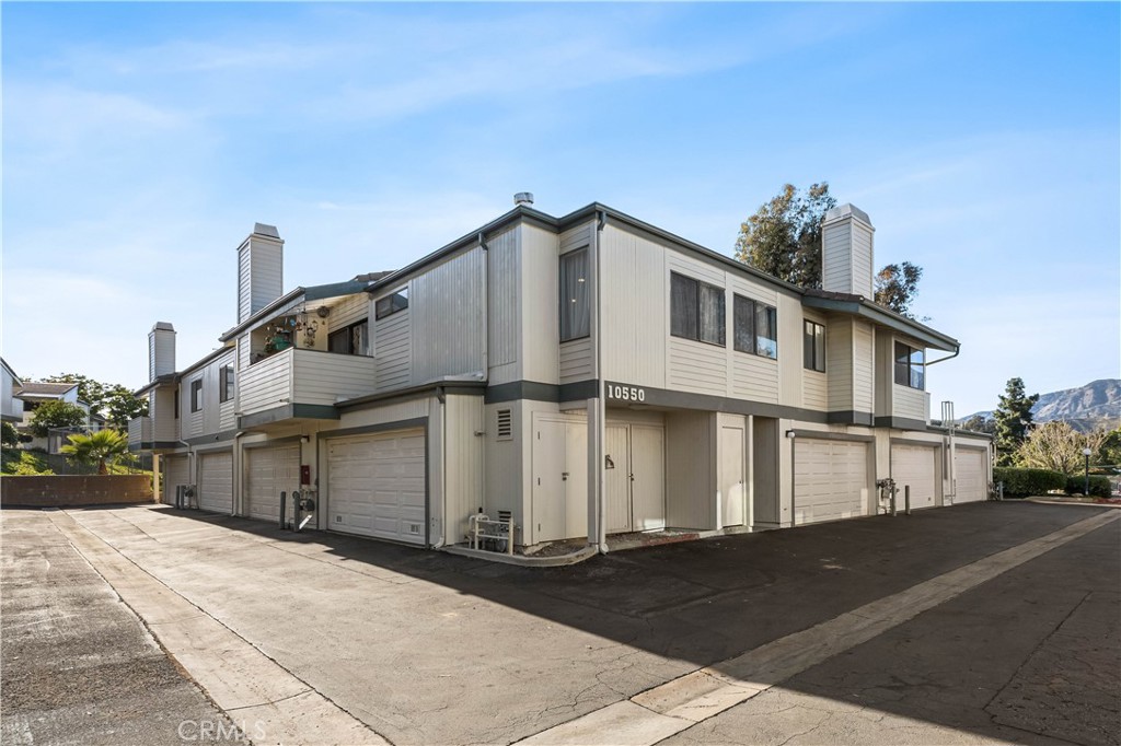 10550 Sunland 7 Property Photo 6