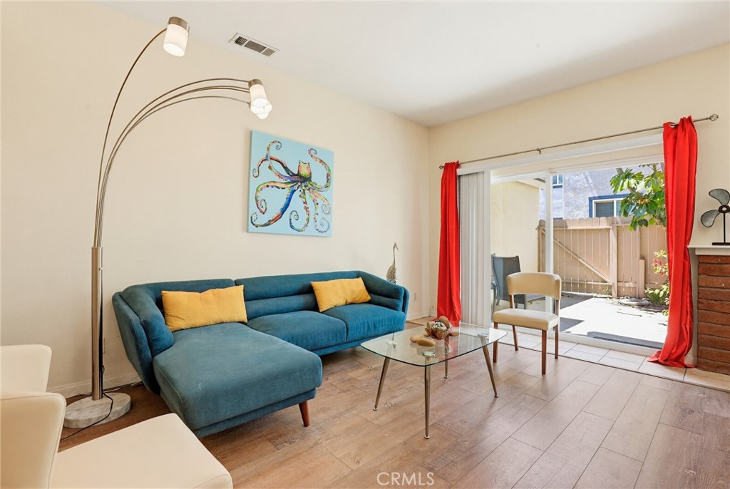 5413 Driftwood Street Property Photo 12