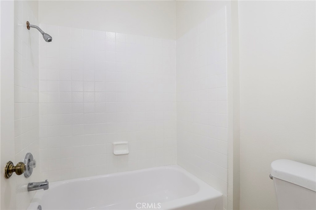 5738 Skyview Way C Property Photo 16