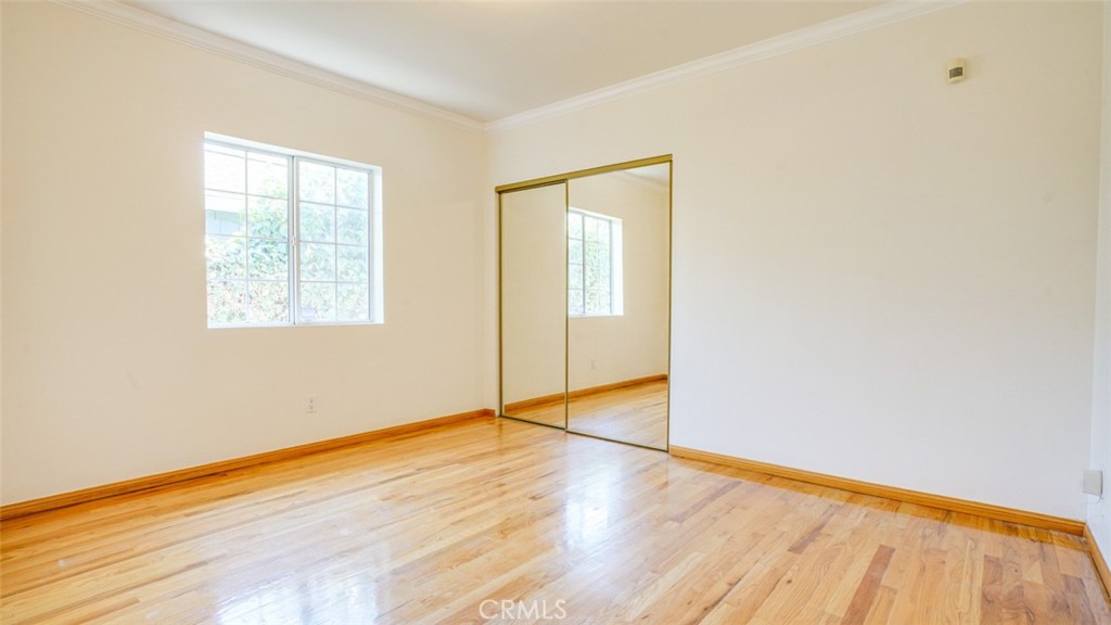 14260 Kittridge Street Property Photo 19