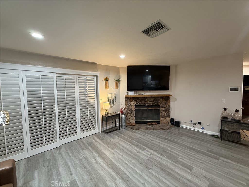21019 Rambling Property Photo 5