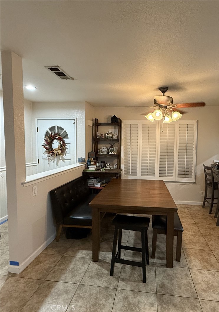 21019 Rambling Property Photo 6