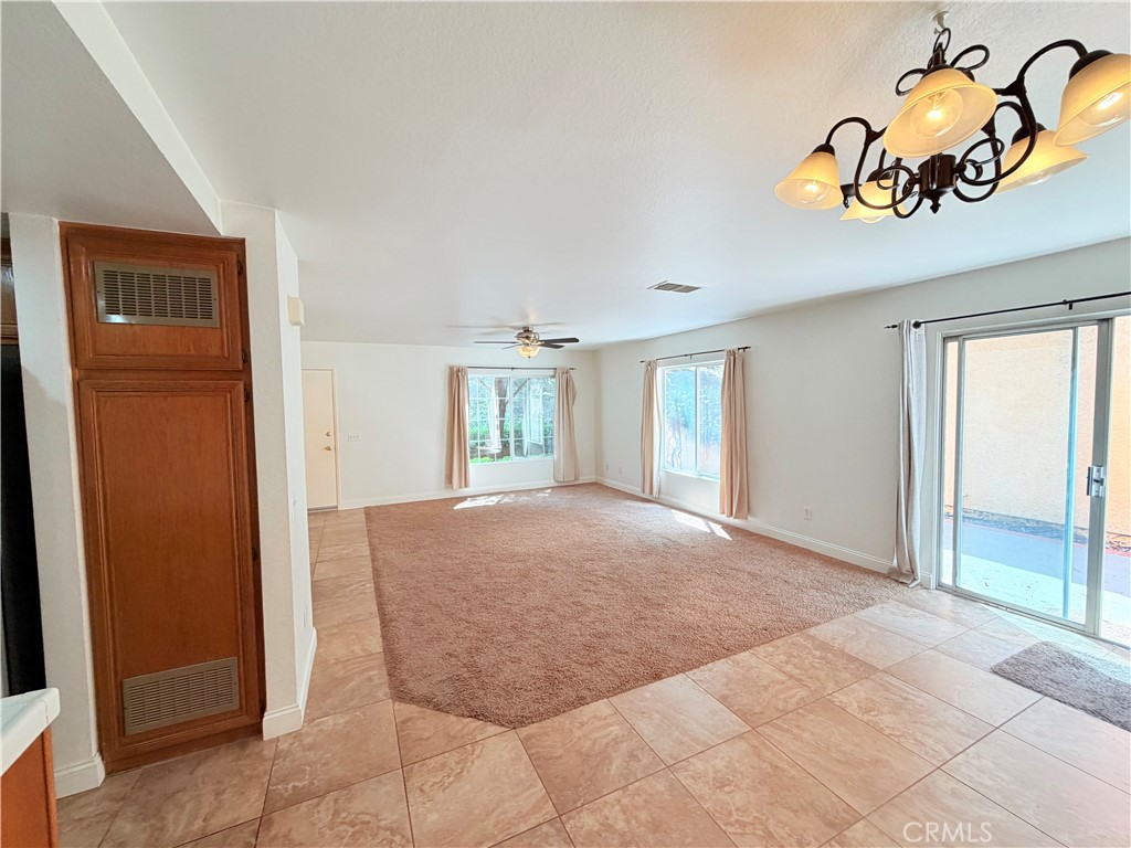 25152 Steinbeck B Property Photo 12