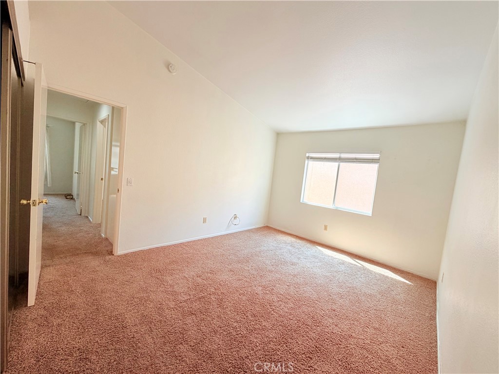 25152 Steinbeck B Property Photo 15