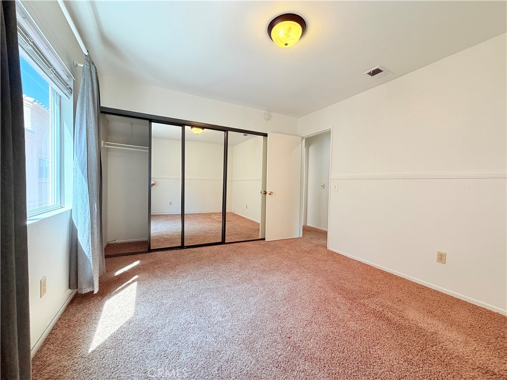 25152 Steinbeck B Property Photo 16