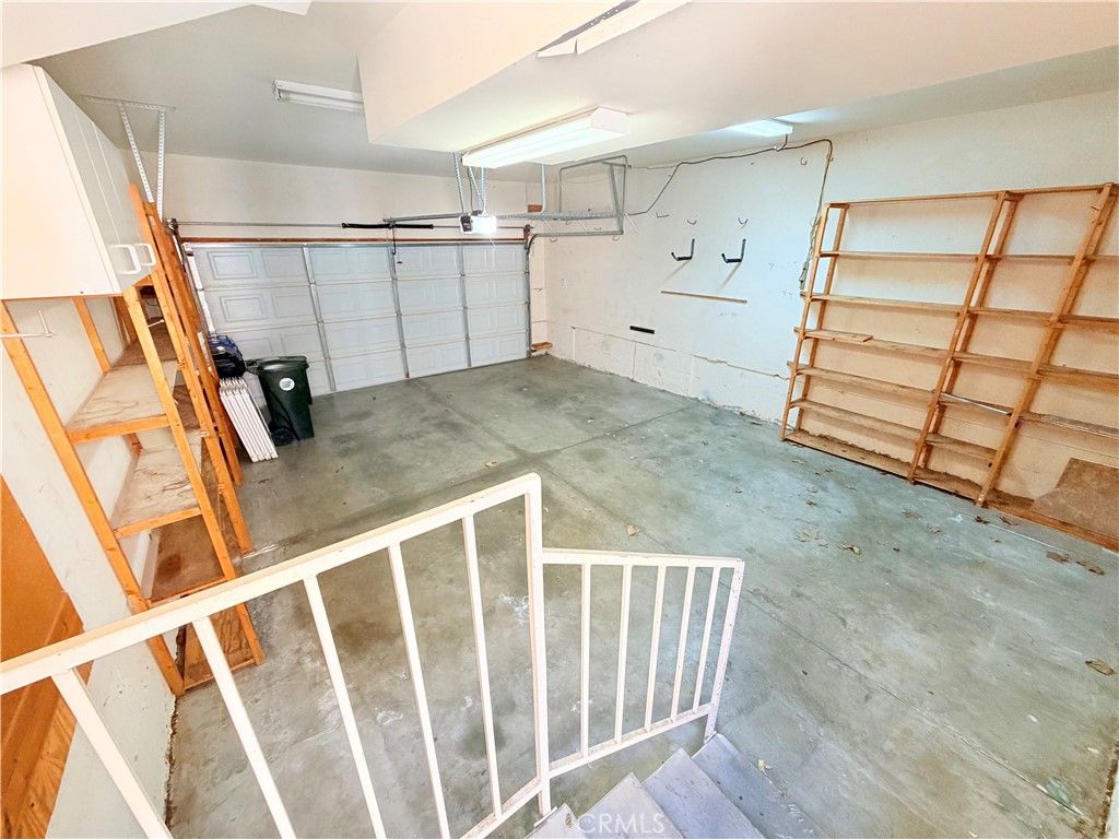 25152 Steinbeck B Property Photo 23