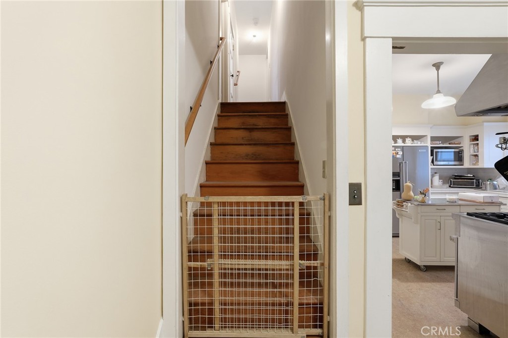 1415 S Manhattan Place Property Photo 24