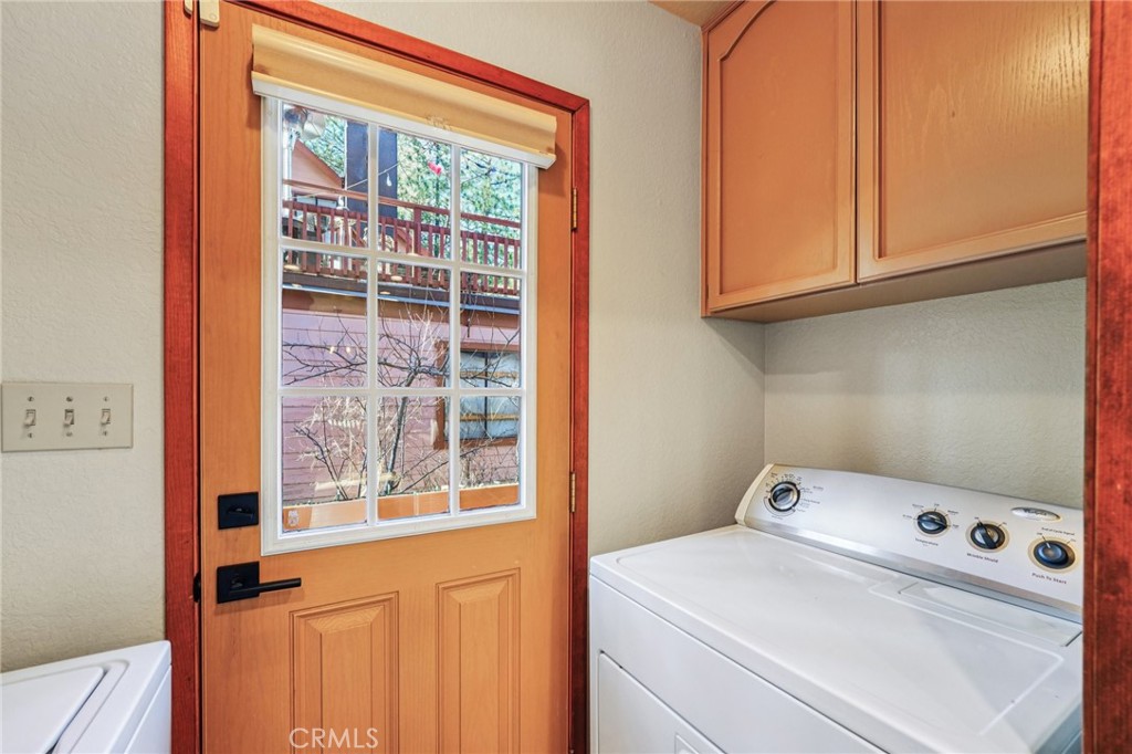 1847 Thrush Road Property Photo 8