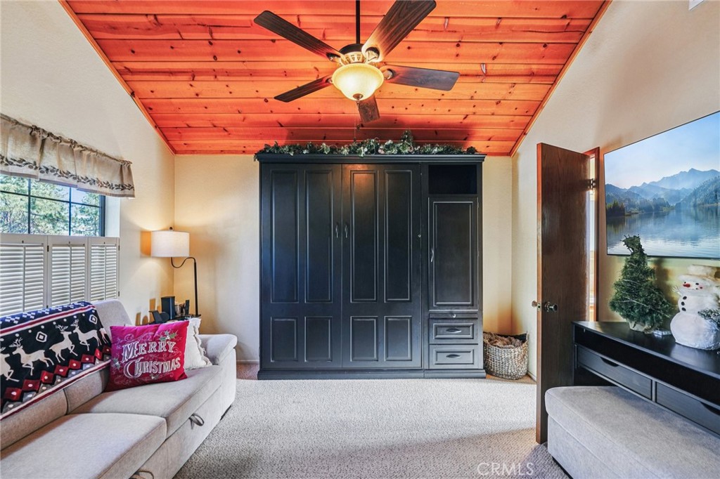 1847 Thrush Road Property Photo 13