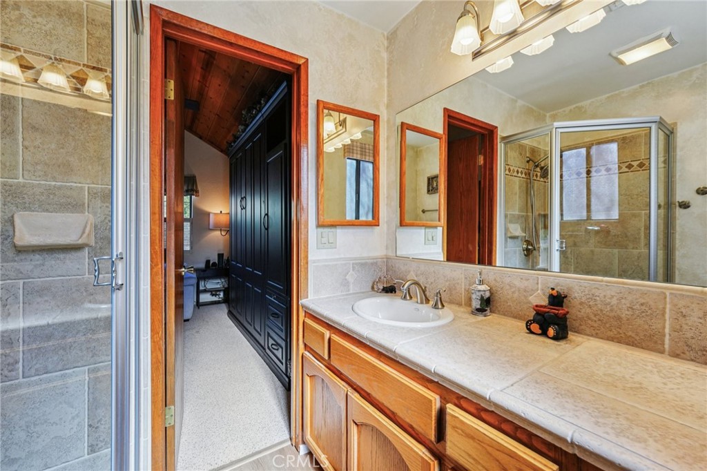 1847 Thrush Road Property Photo 15