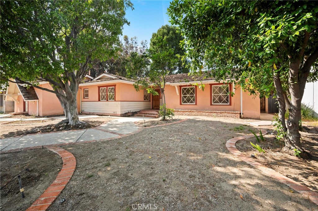 18543 Chatsworth Property Photo 1