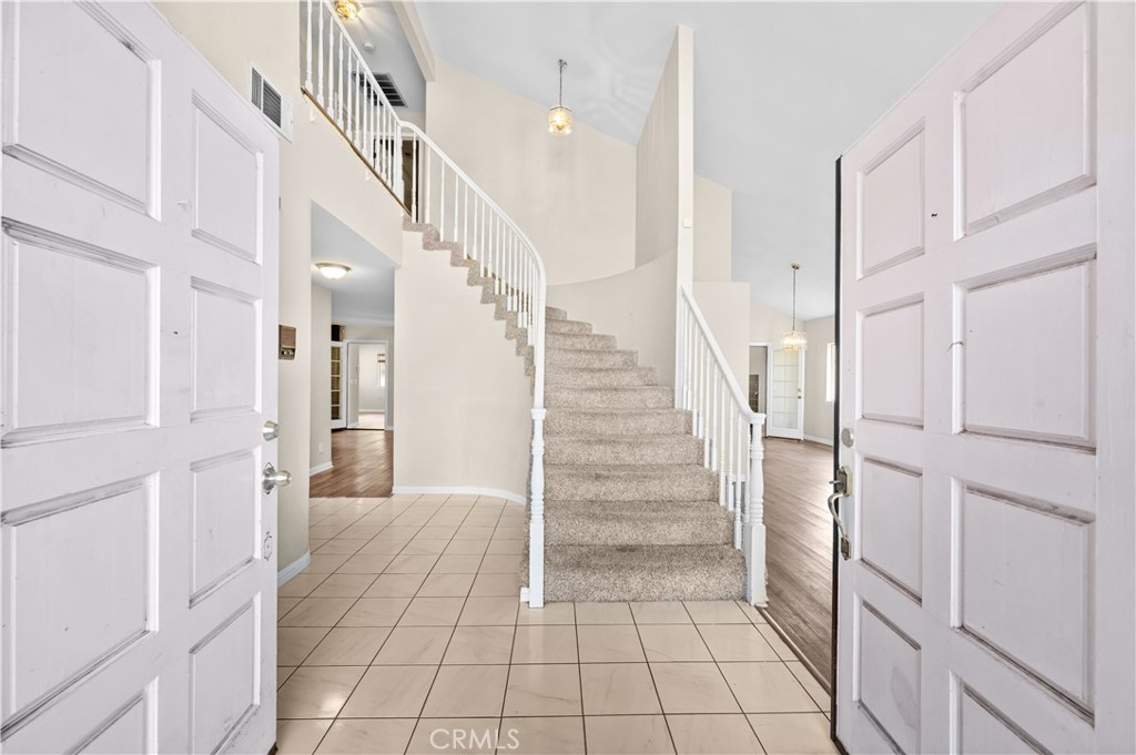 13830 Hidden Valley Property Photo 4