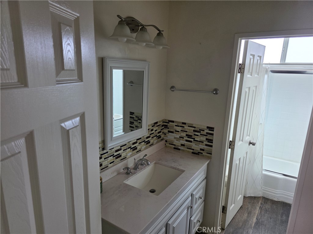 706 E Harvard 5 Property Photo 14