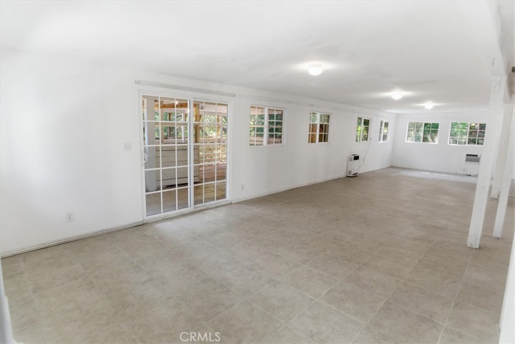 3810 Honolulu Avenue Property Photo 13