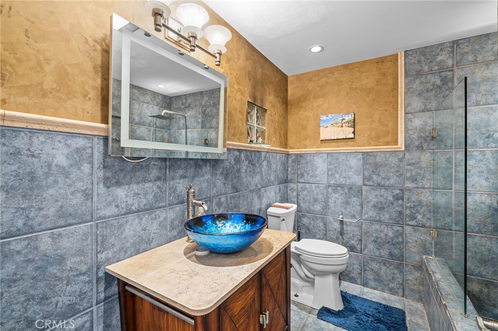 8712 Gregory Way 402 Property Photo 21