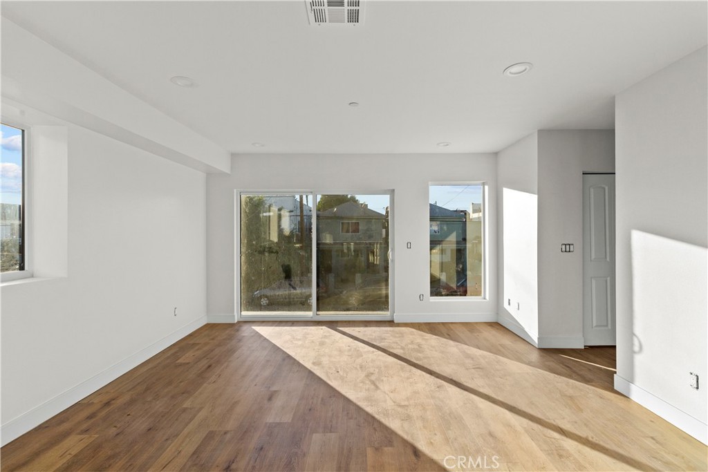 1724 Menlo Avenue Property Photo 17