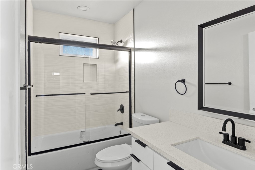 1724 Menlo Avenue Property Photo 23