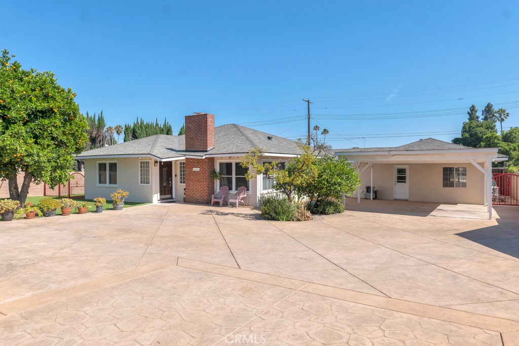 16040 Parthenia Property Photo 1