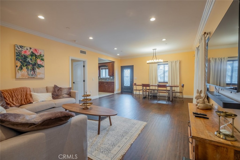 4441 Alumni Avenue Property Photo 8