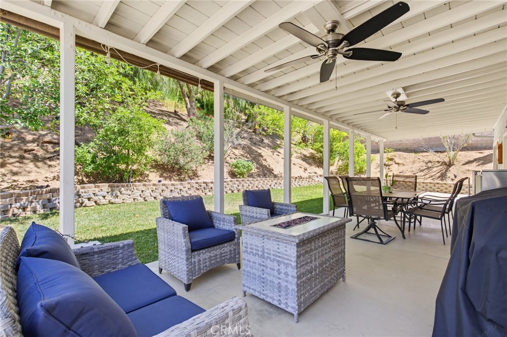 27923 Redwood Glen Road Property Photo 3
