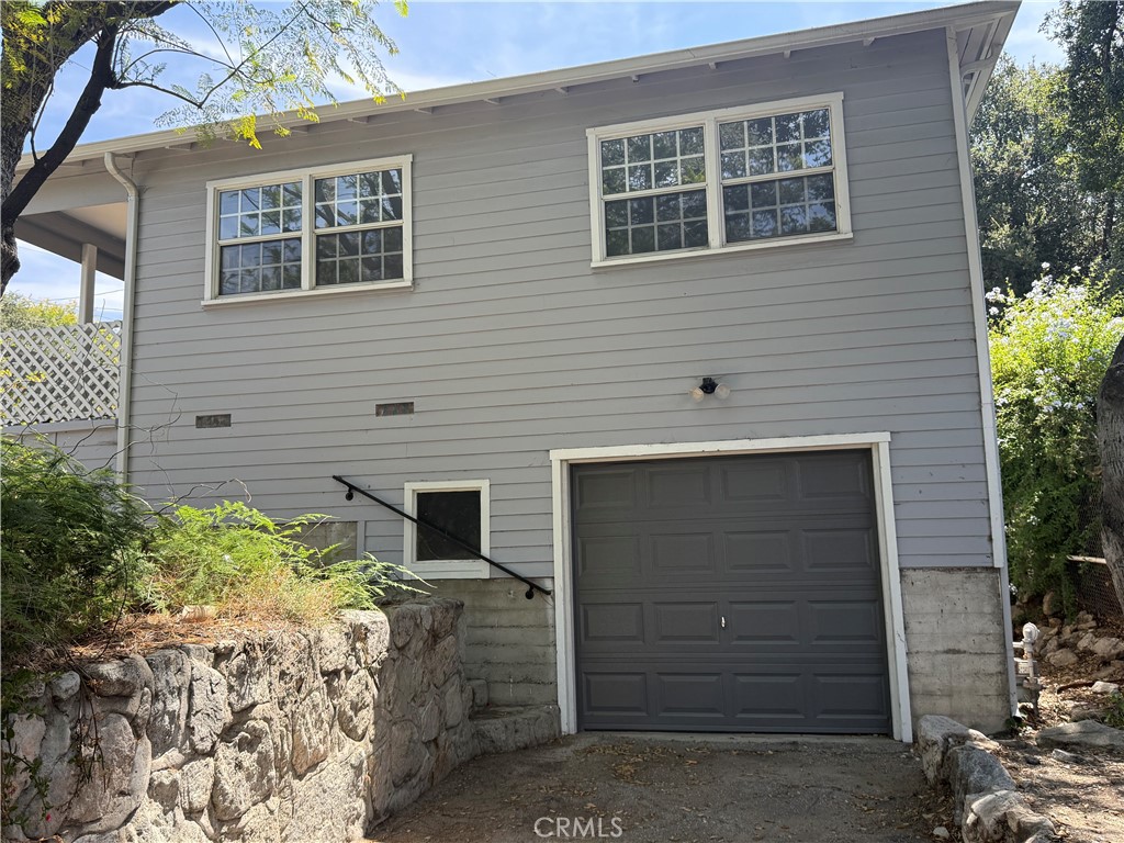 10260 Marcus Property Photo 2