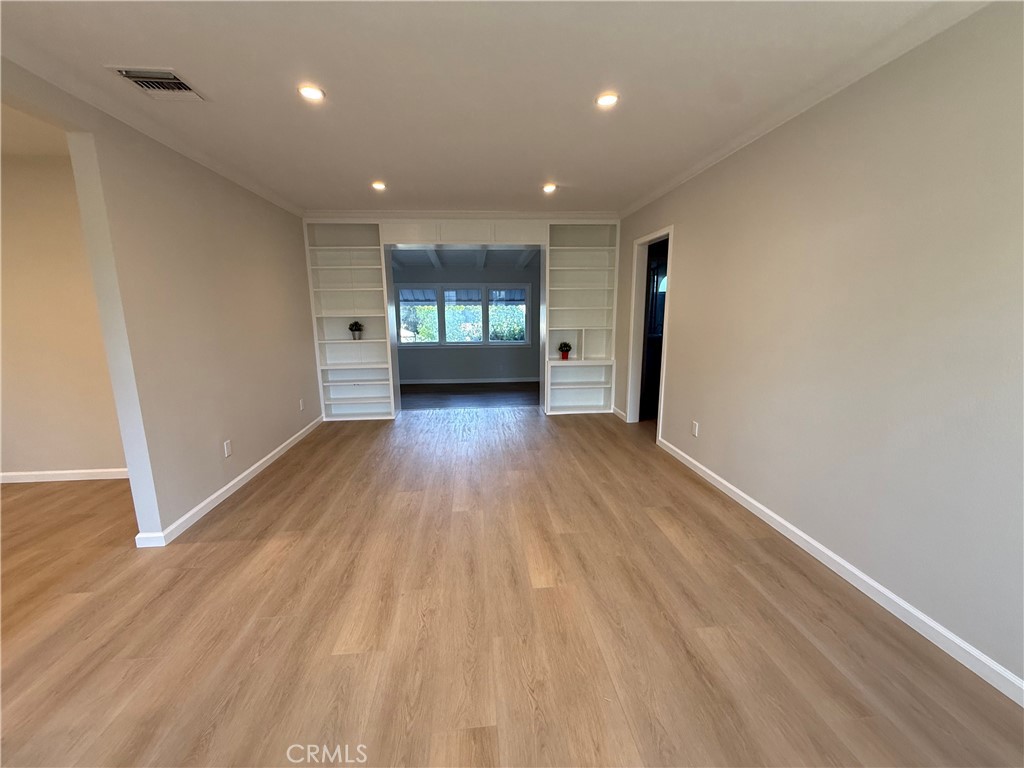 10260 Marcus Property Photo 7