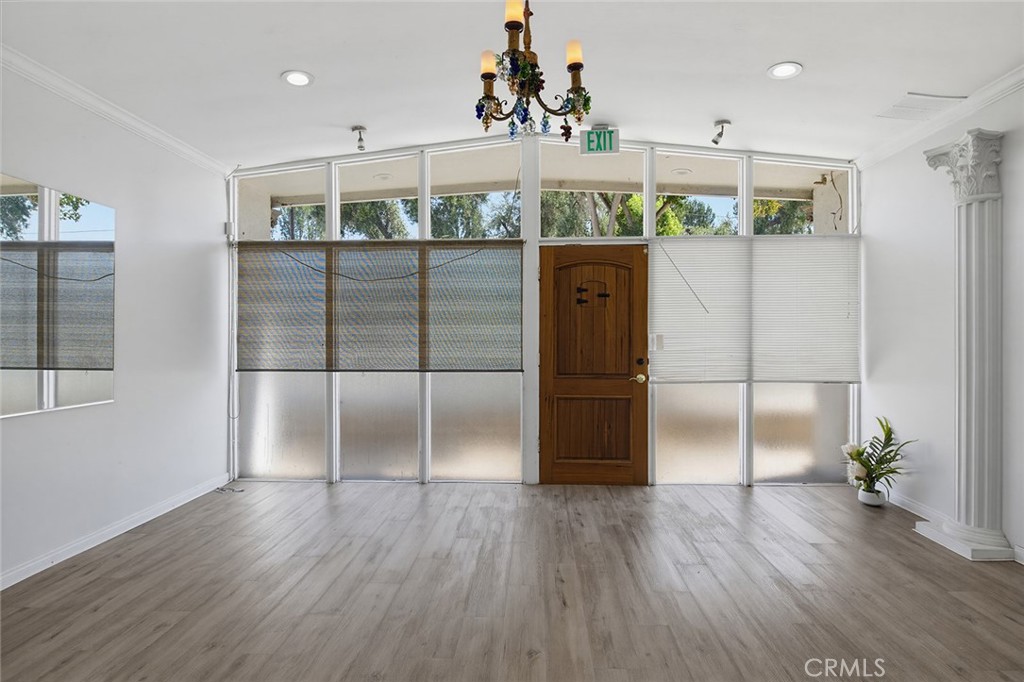 11128 Whittier Boulevard Property Photo 11