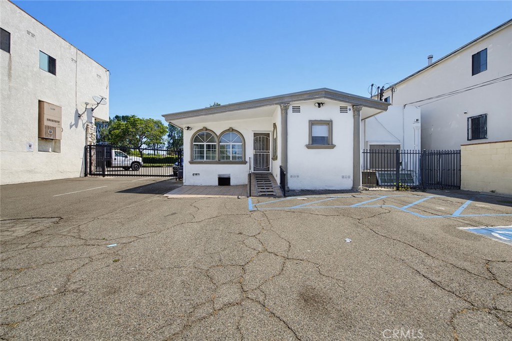 11128 Whittier Boulevard Property Photo 39
