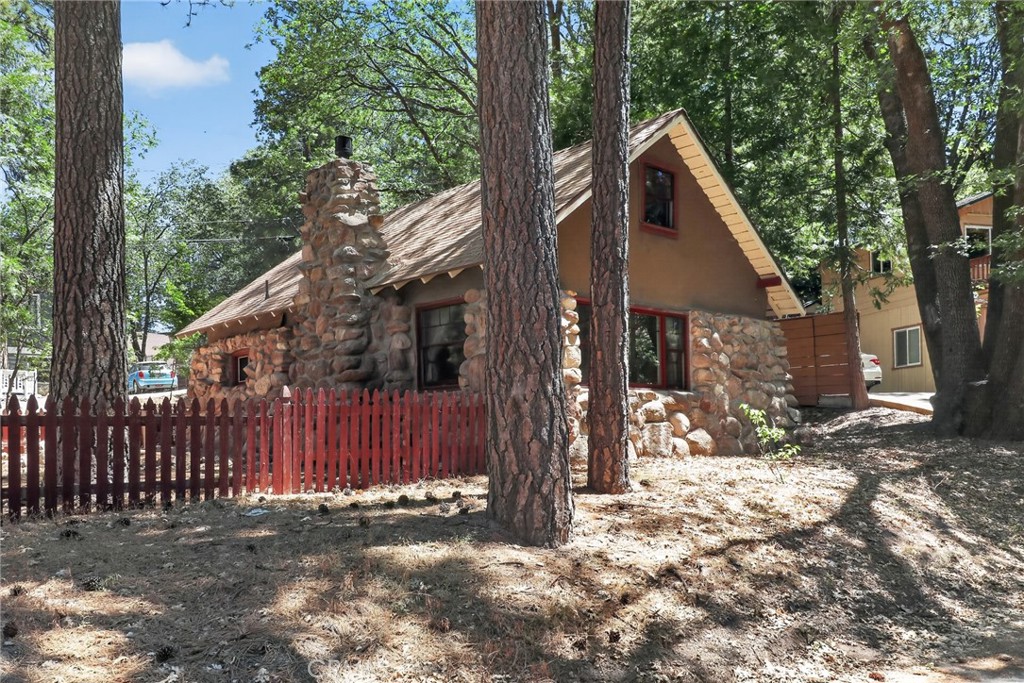 2775 View Property Photo 27