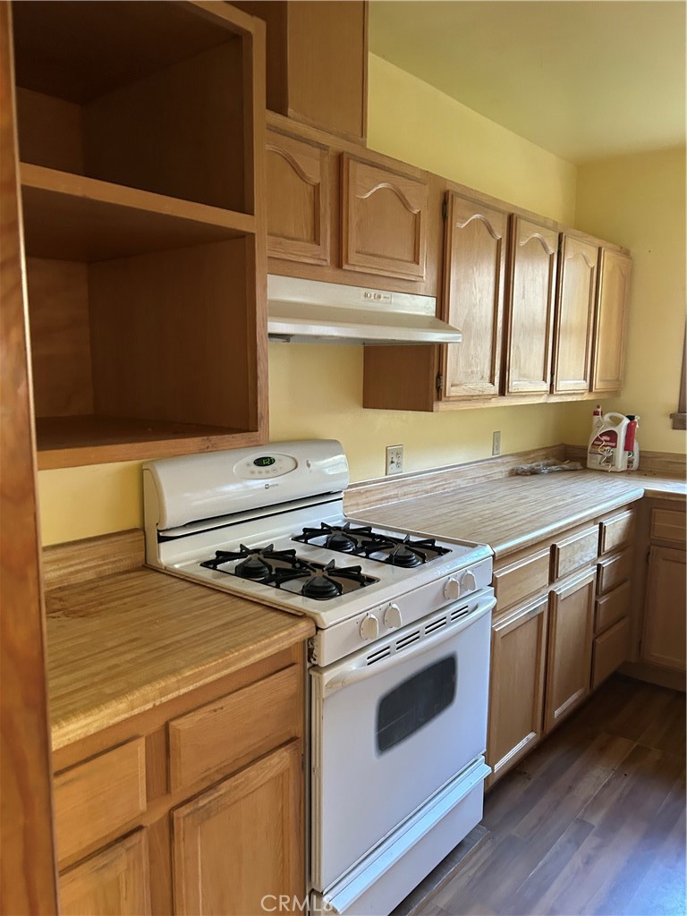 7916 Glenties Lane Property Photo 13