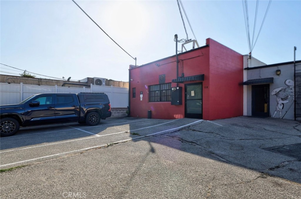 1114 W Magnolia Boulevard Property Photo 11