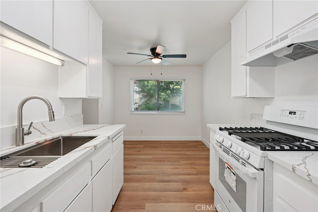 11813 Runnymede Street 27 Property Photo 4